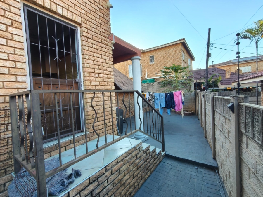 3 Bedroom Property for Sale in Safari Gardens North West